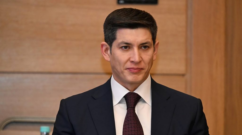 Отабек Умаров